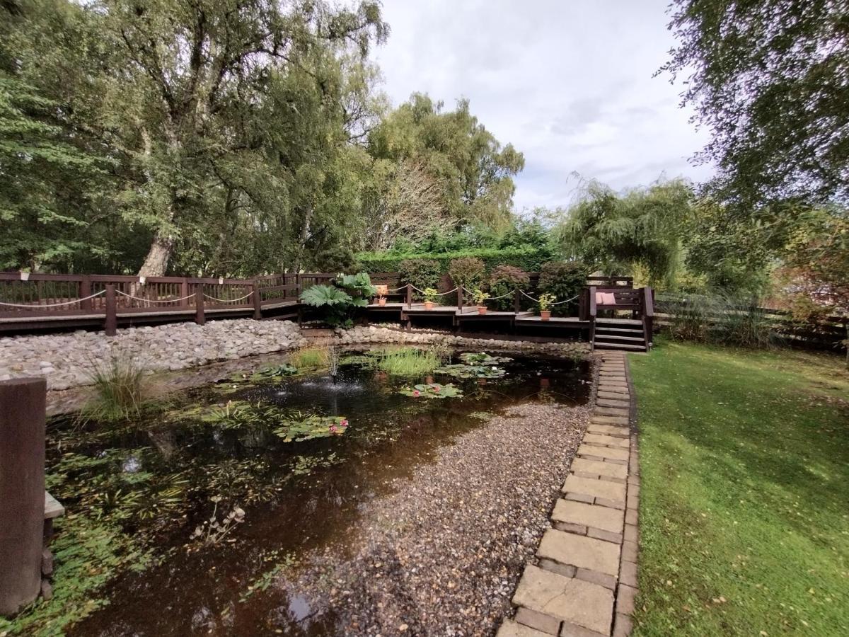 Bed and Breakfast 7 Burnside House Kilmorack Екстер'єр фото