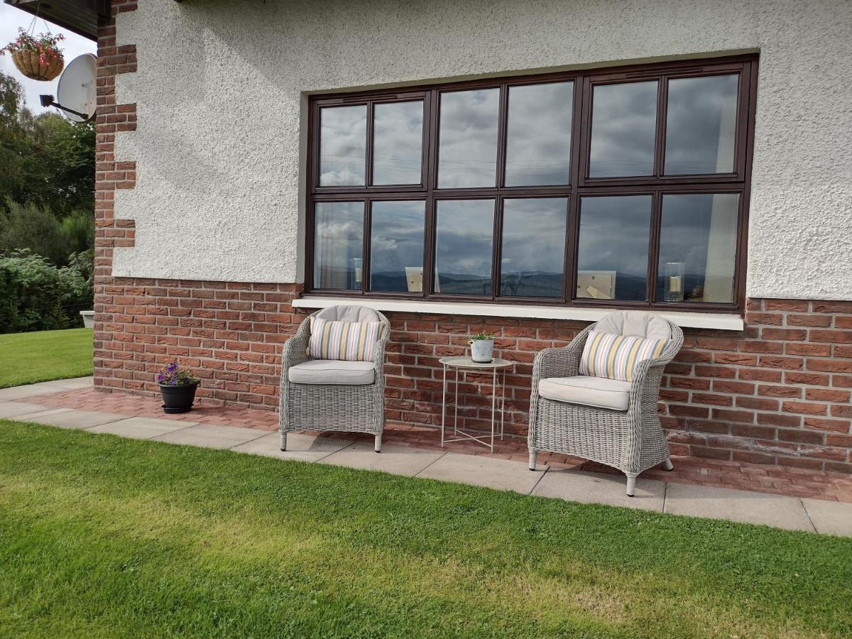 Bed and Breakfast 7 Burnside House Kilmorack Екстер'єр фото