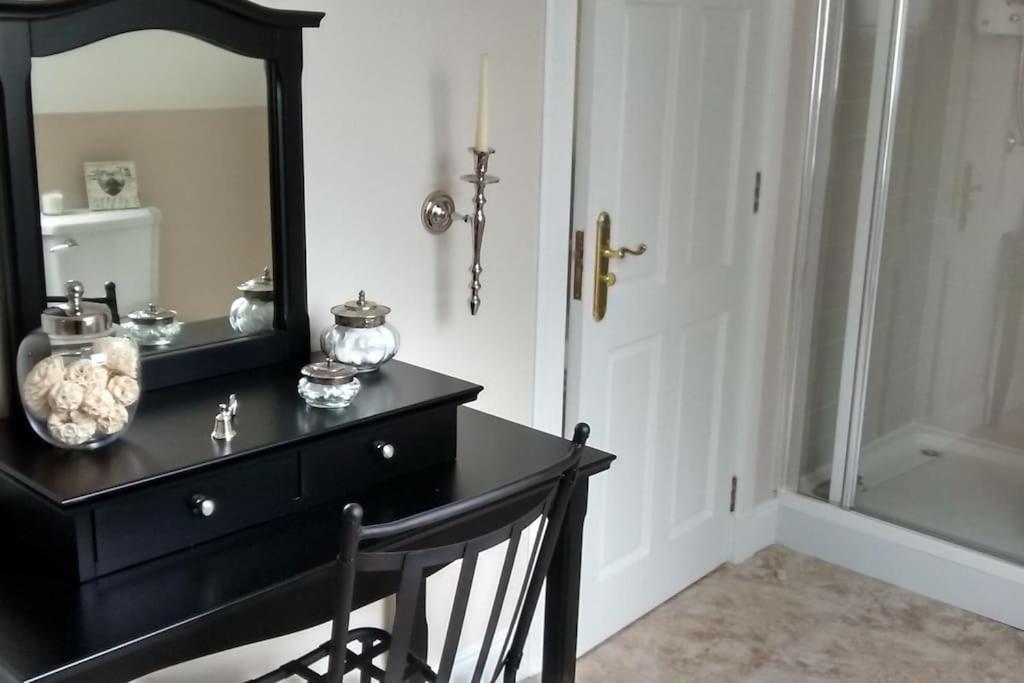 Bed and Breakfast 7 Burnside House Kilmorack Екстер'єр фото