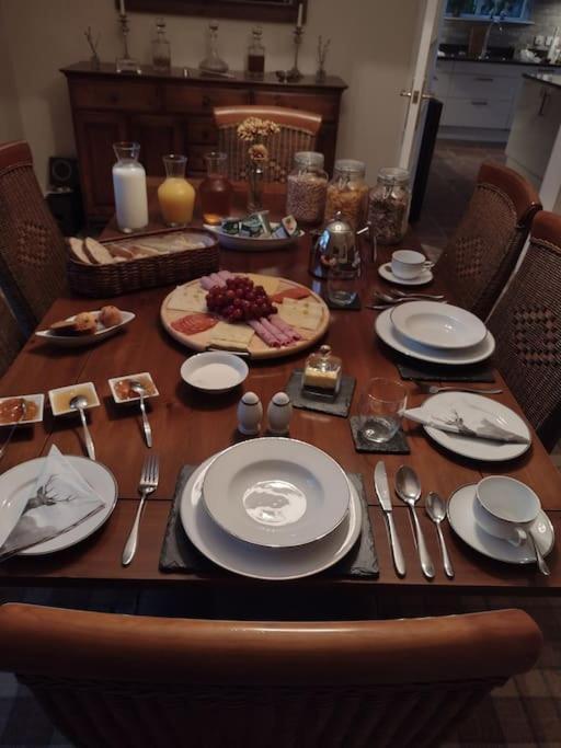 Bed and Breakfast 7 Burnside House Kilmorack Екстер'єр фото